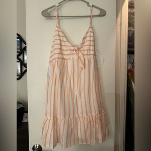 Francesca’s perfect beach dress! Orange & white striped short sun dress. Size XL